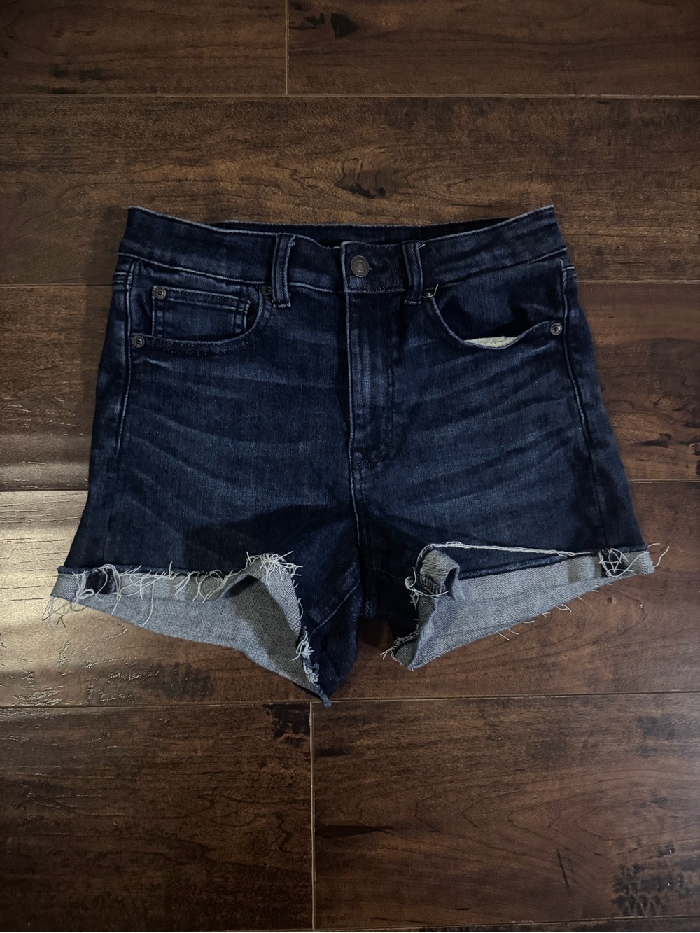 Women’s American Eagle Super High Rise Shortie Shorts Size 6